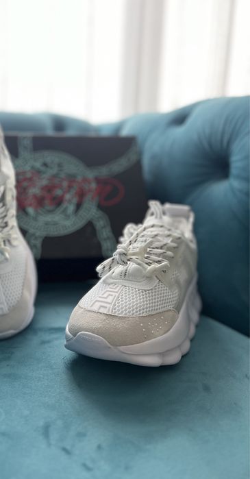 Versace Chain Reaction,noi cu eticheta