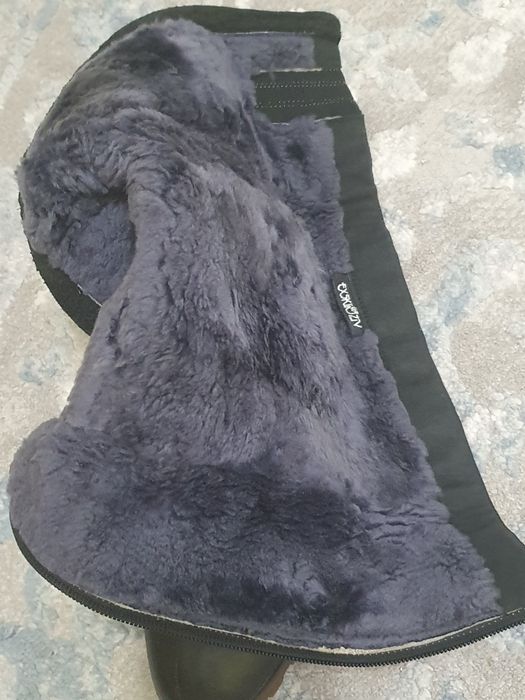 Продаю зимние сапоги