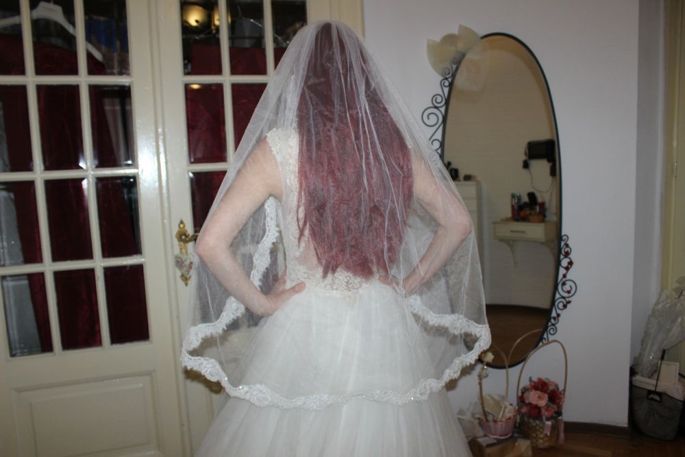 Voal mireasa, spaniol, medii, scurte, broderie, duble etc