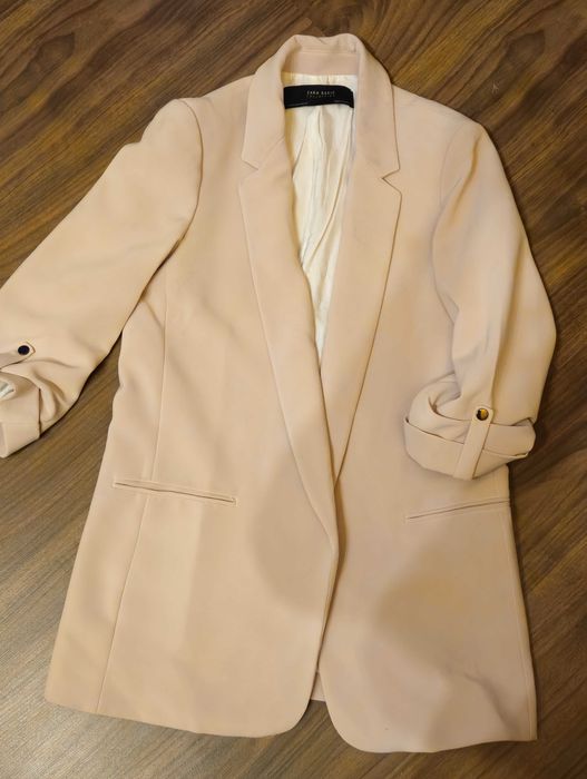 Zara бежово сако