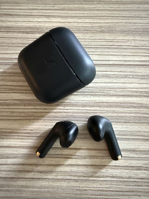 Нови безжични слушалки Sennheiser - Аccentum Open