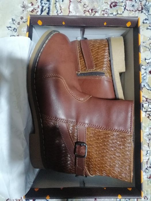 Продам женские полусапожки