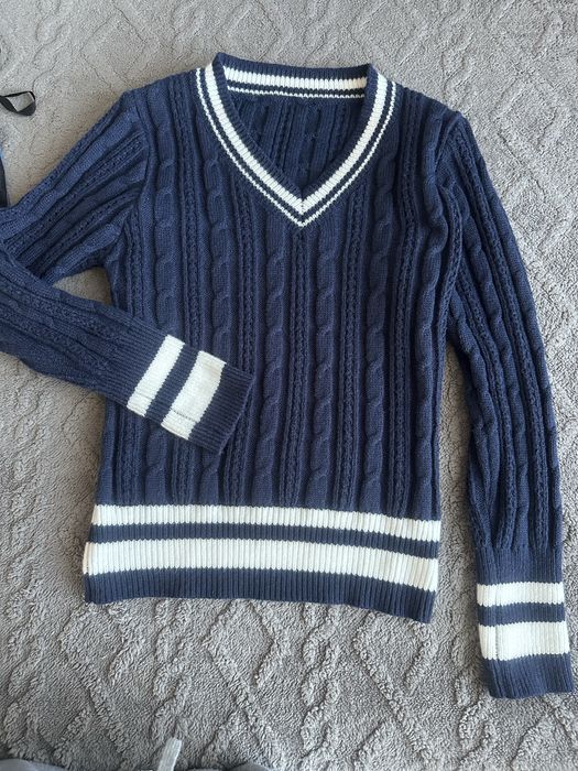 Синий свитер S размер