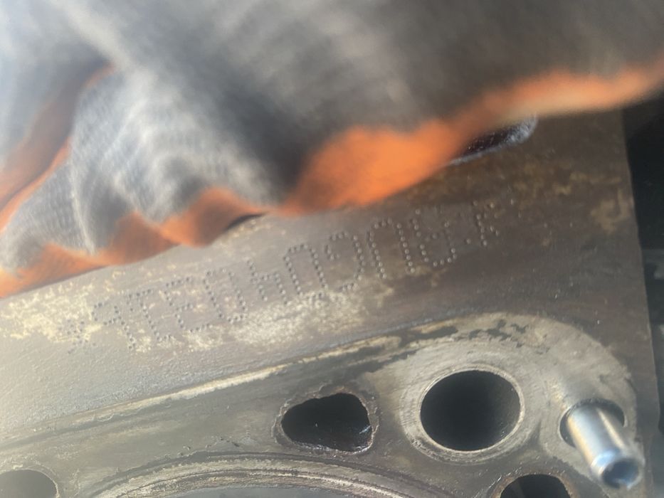 блок с бутала и колянов вал BUG 3.0tdi