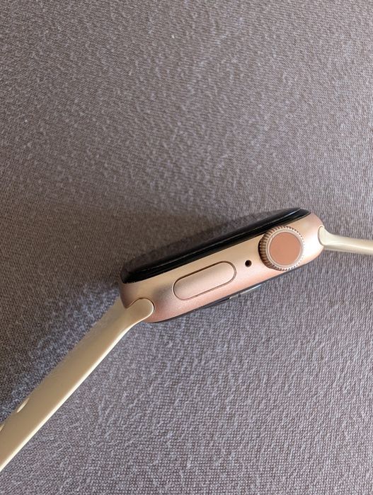 Apple Watch Series 6 40mm Rose Gold S/M