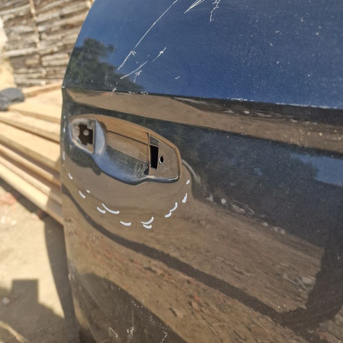 Seat Leon 3   2017 предна дясна врата задна дясна врата