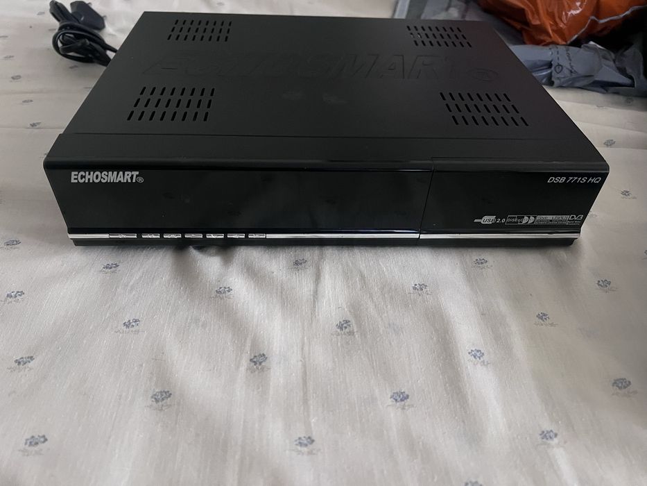 satelit receiver / decoder TV satelit