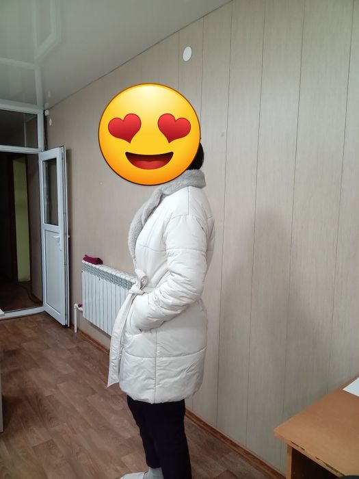 Куртка женская!!