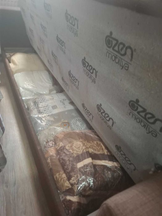 Продавам диван клик клак с ракла