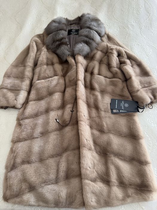 Продам Шубу новую.