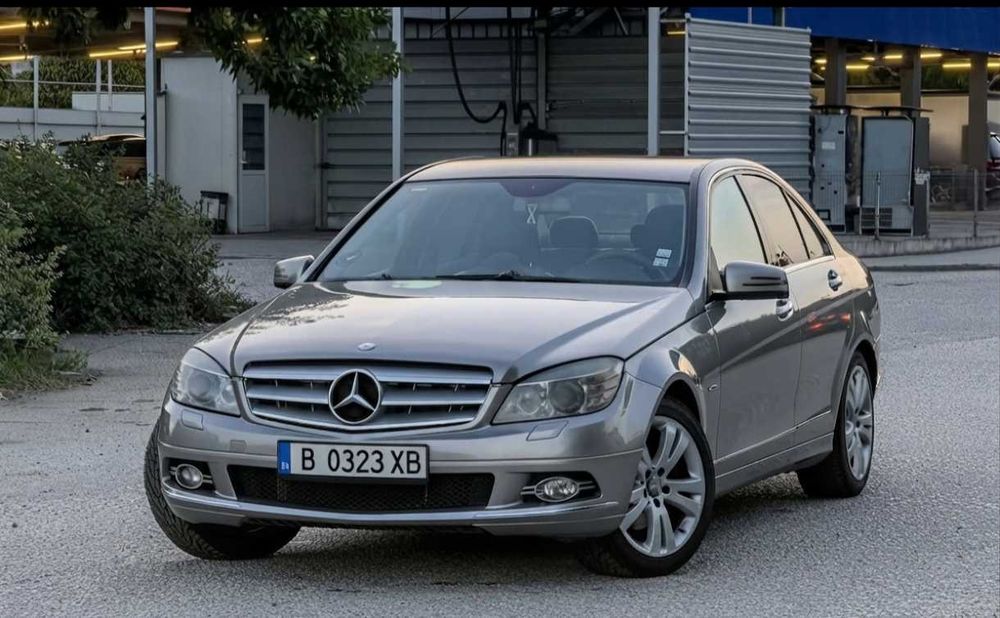 Продавам Мерцедес С280