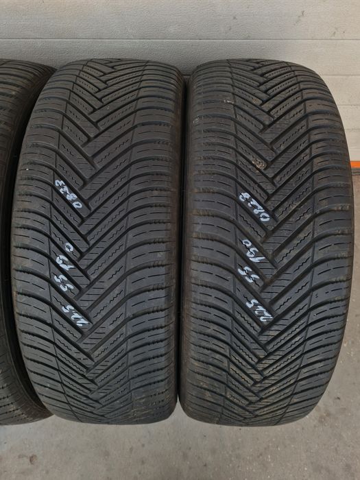Всесезонни гуми 4 броя HANKOOK Kinergy 4S2X 225 55 R19 дот 0823