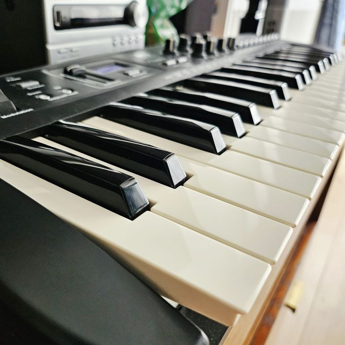 Claviatura MIDI USB Miditech i2-Control 37