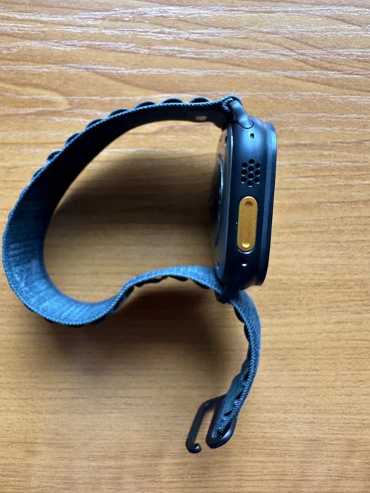 Продавам Apple watch Ultra 2