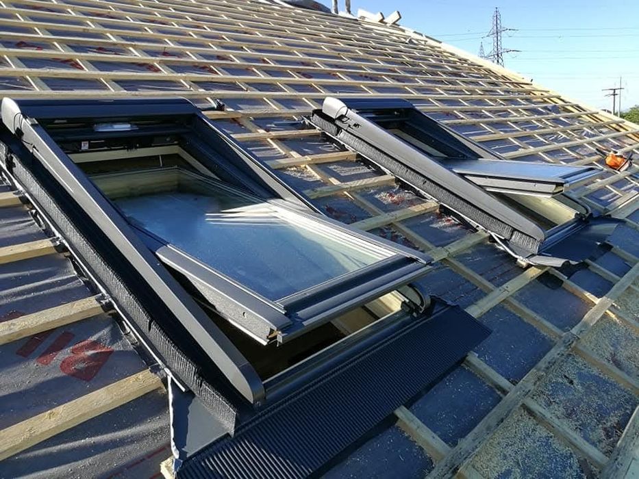 Reparații Acoperișuri și Infiltrații Velux – Orice Tip de Învelitoare