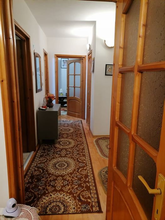 Bazinul de înot 2 decomandate mobilat loc parcare contract anaf