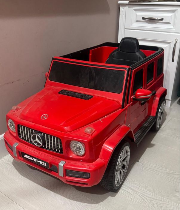 Продам элетрическую детскую машинку