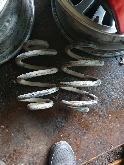 Продам запчасти на бмв е36
