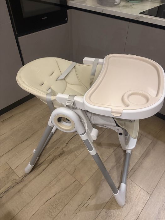 Scaun de masa bebelusi