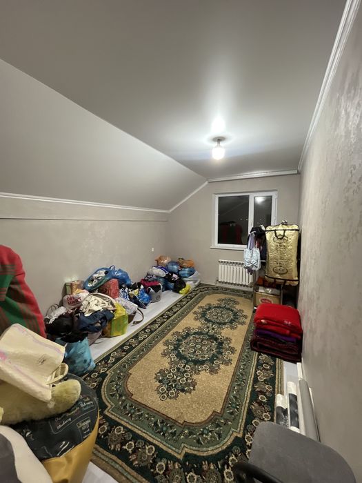 Подселениеге қыз керек! (70мың+комуслуга)