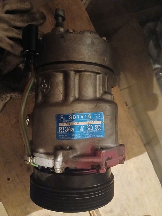 Продам компрессор кодеционера