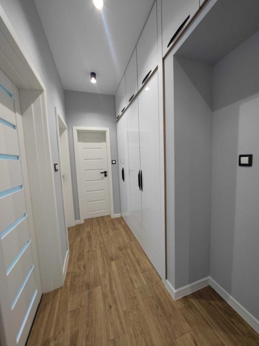 Дава се под наем Тристаен апартамент в София, Център - 1000 кв.м за 1275 € - Снимка #21