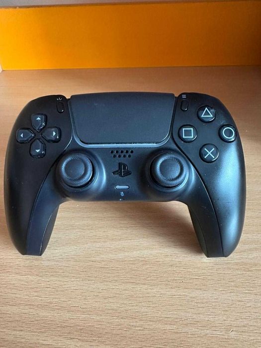 Setup Gaming Complet PS5 Disc Edition + Logitech G29 cu Schimbător și Pedale + Logitech G733 LIGHTSPEED Wireless