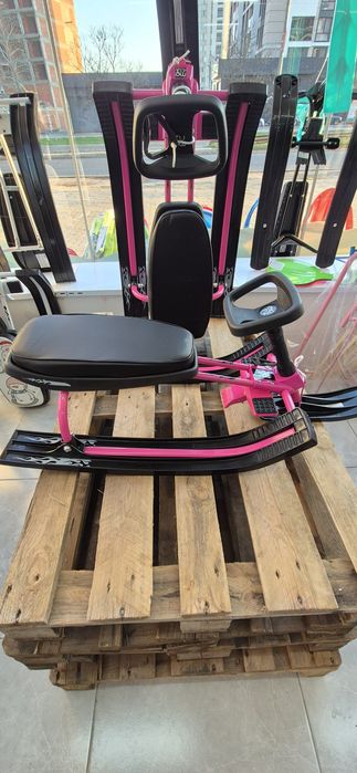 Шейна с волан Снежко розова