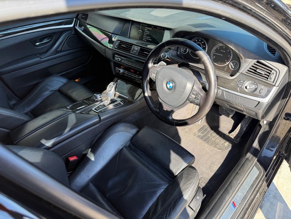 Dezmembrez Bmw F10 M pachet 520D 184 cp