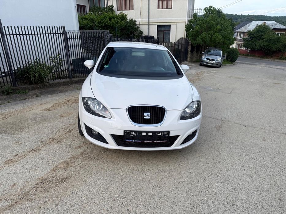 SEAT Leon 2011 — imagine 5