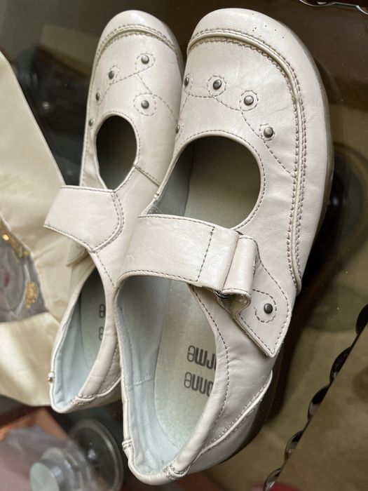 Дамски обувки от естествена кожа