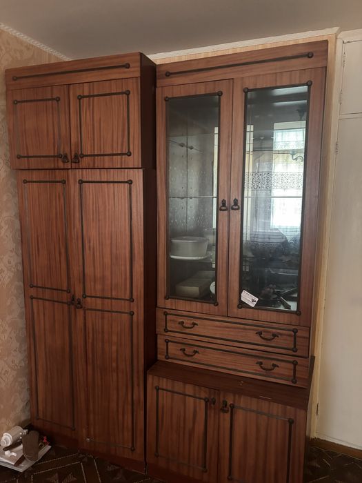 Продам два шкафа