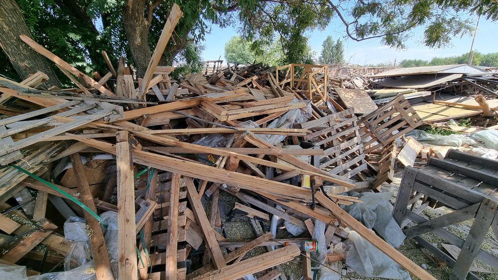 Sotiladi TAXTA YO'GACHLAR  oladiganlar teli qilsiin