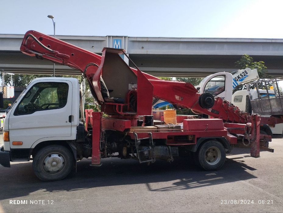 Услуга автовышка 24/7                    от 17 м до 52 метра