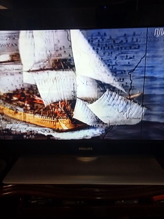 Продаю телевизор ,Филипс