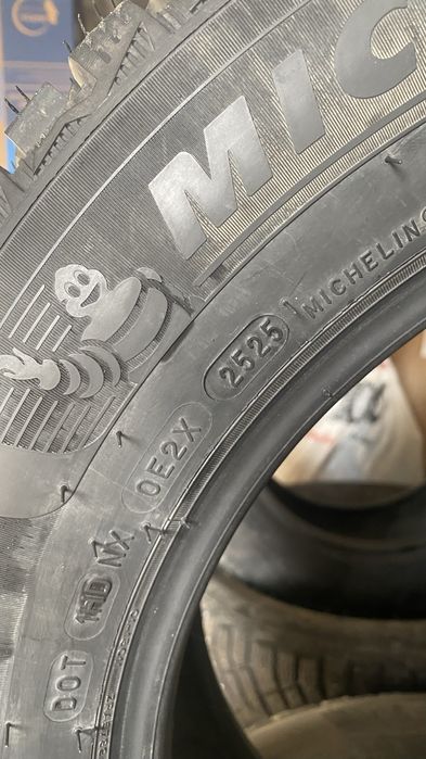 Продам шины пара Мишлен новая