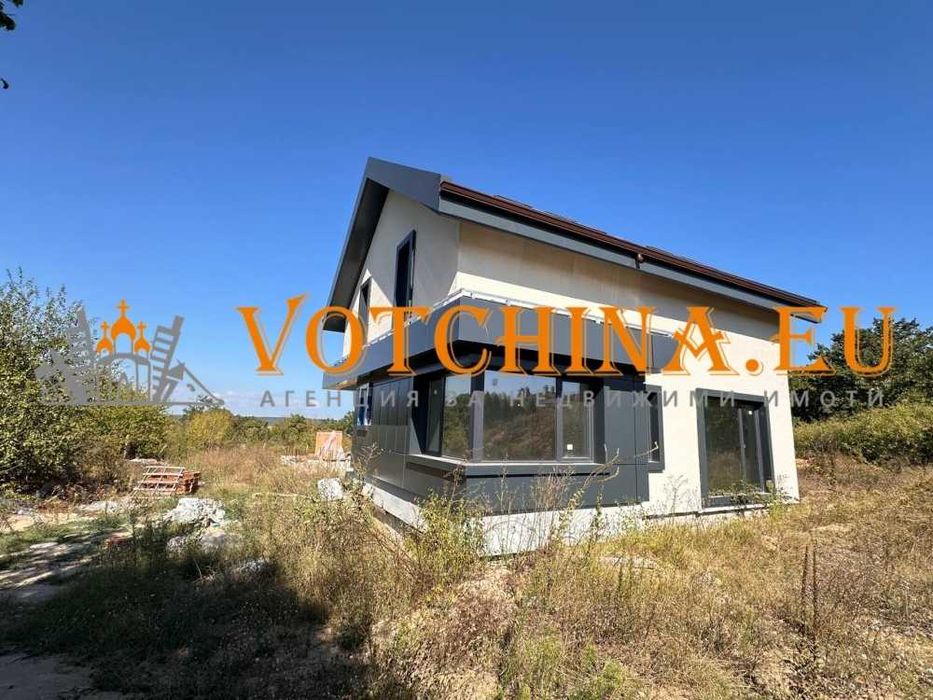 Къщи в комплекс в село Приселци, област Варна.