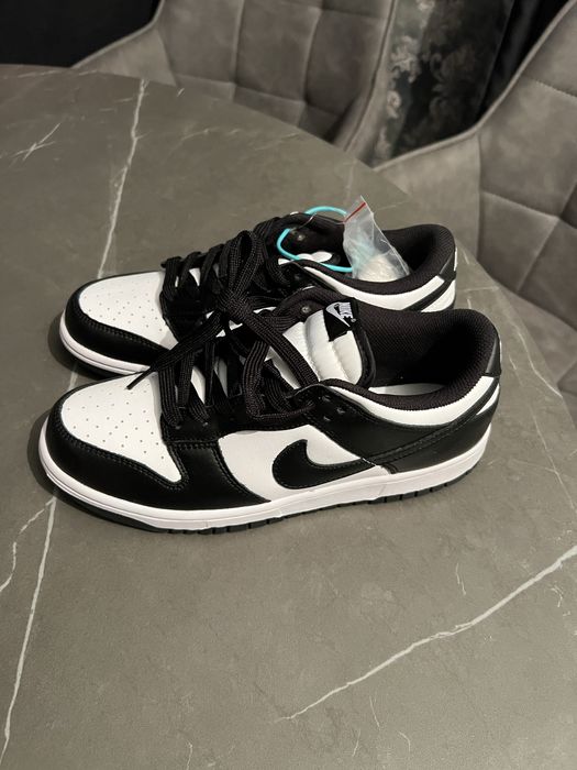 Продам новые кроссовки