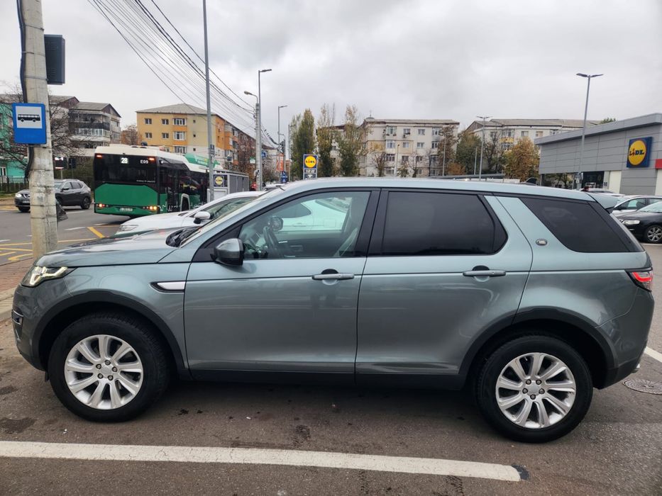 Land Rover Discovery Sport 7 locuri 4x4
