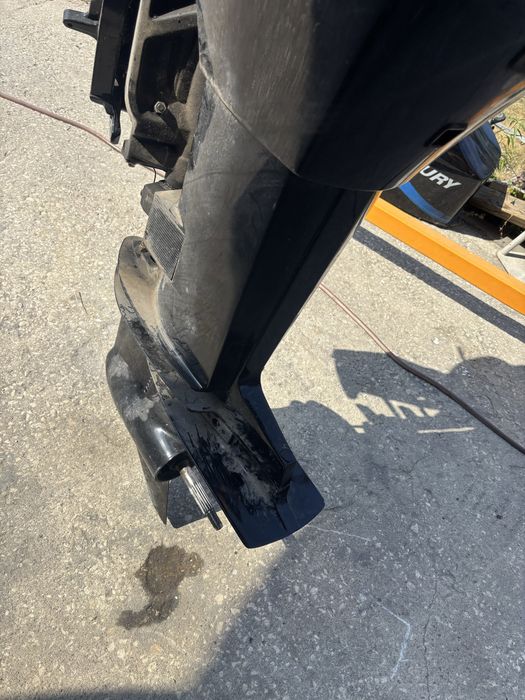 Двигател за лодка на части