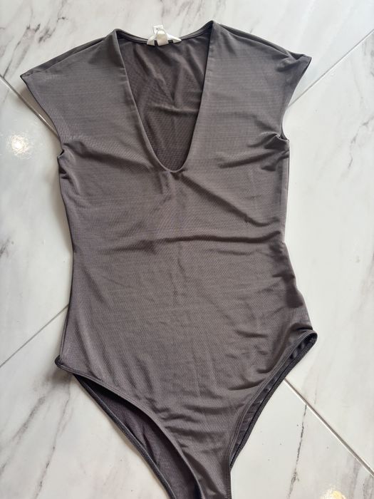 Ново боди H&M