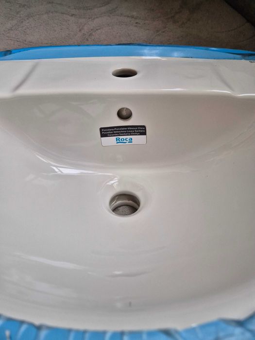 Мивка  Roca Victoria