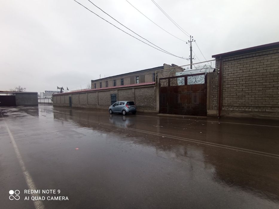 Срочно продаетца 22 сотых   и плус нежилая 900 kv 2 етажная зданя