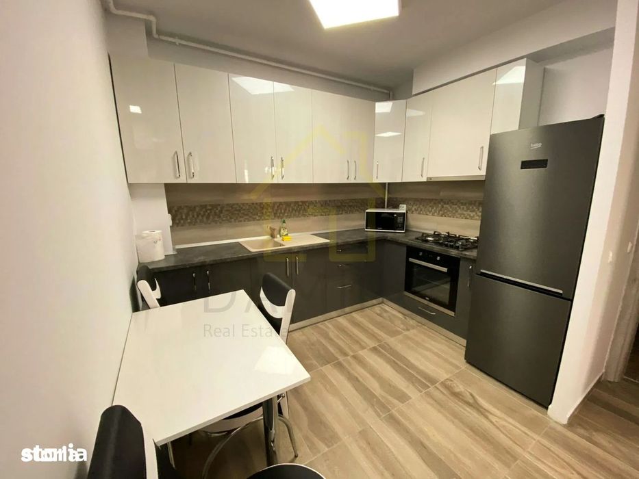 Apartament 2 camere Cartierul Solar Bulevardul Metalurgiei Parcare — fotografia 3