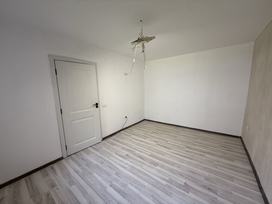 Garsoniera  renovata, izolata