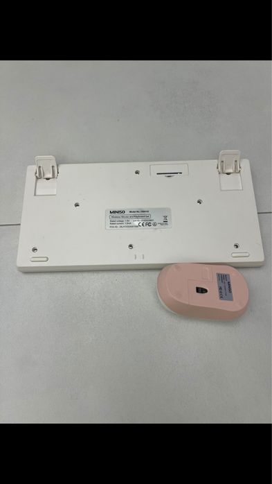 Vand tastatura+mouse universal