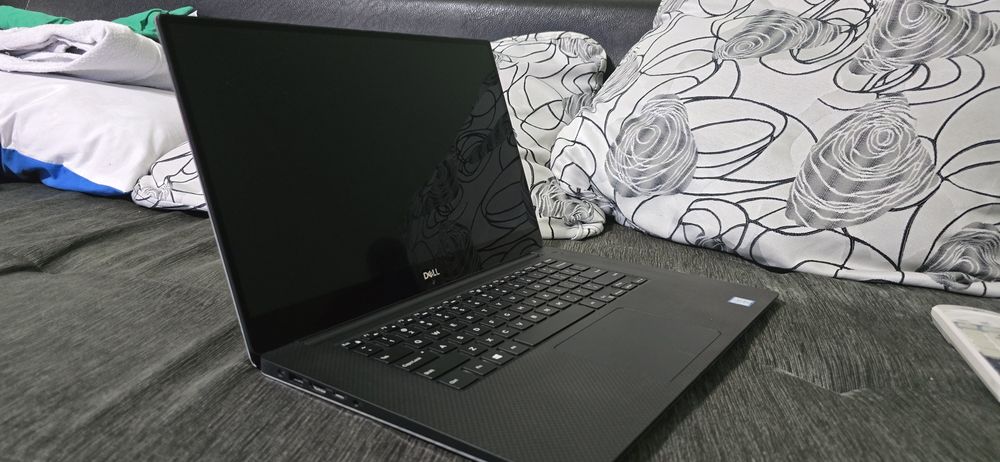 Лаптоп Dell Precision 5530
Висок клас мобилна работна станция,изключит