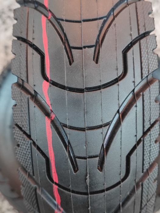 Продавам нови висококачествени гуми за тротинетка размер 80/65-6 за ел