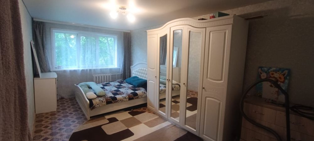 Сдвм квартиру в районе Северного