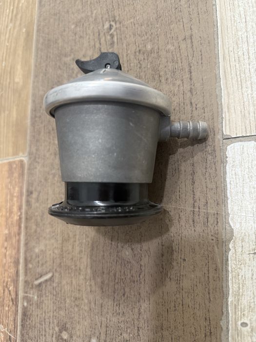 Продам  редуктор